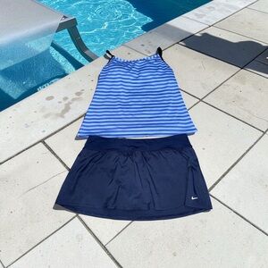 Women’s Nike Swimsuit Tankini Set (XL)